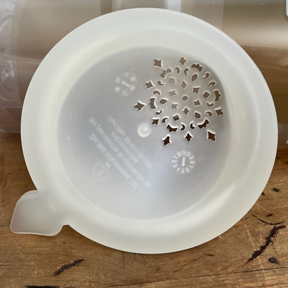 Price Drop! Starbucks The Perfect Tea Tumbler - Picture 9 of 10